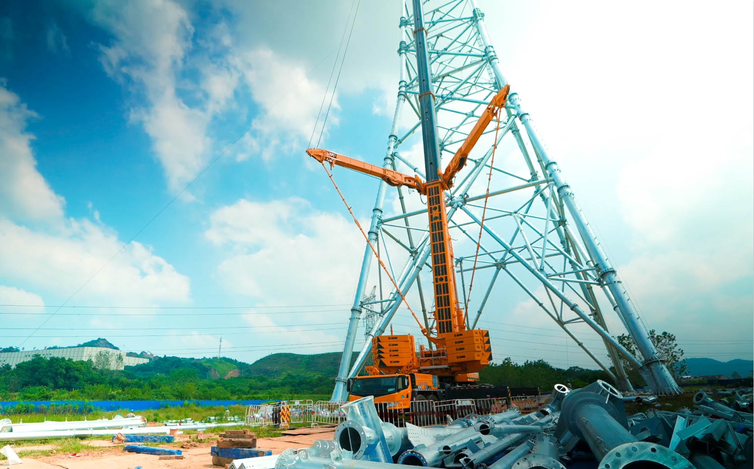 华体会·官方版网站登录入口“百变金刚”XCA600L8助力湖北送变电工程项目