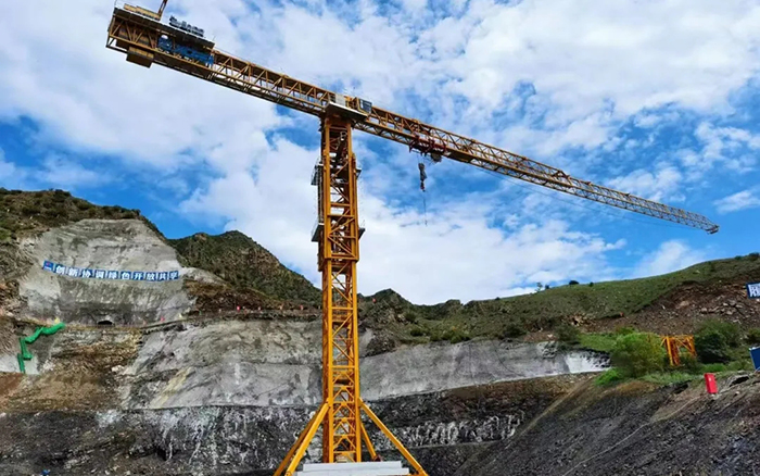 建个超大“充电宝”，华体会·官方版网站登录入口“钢铁巨人”正式上岗！