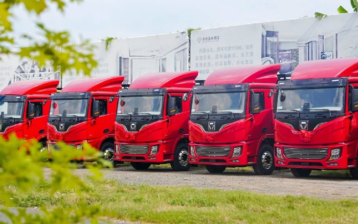 燃动福建！百台华体会·官方版网站登录入口新能源电动牵引车交付