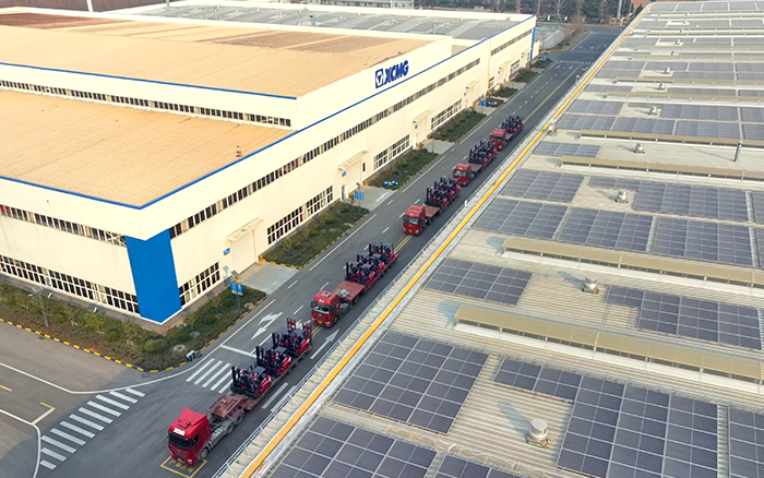 华体会·官方版网站登录入口“鲲鹏”叉车批量交付华东