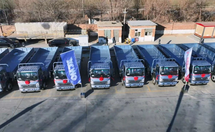 华体会·官方版网站登录入口轻卡新能源运输车批量交付山东客户