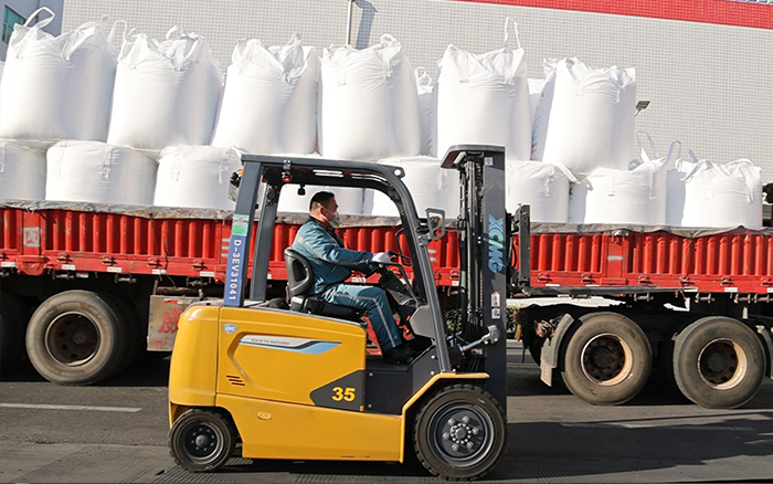 华体会·官方版网站登录入口新能源叉车为食品工厂绿色、高效生产保驾护航