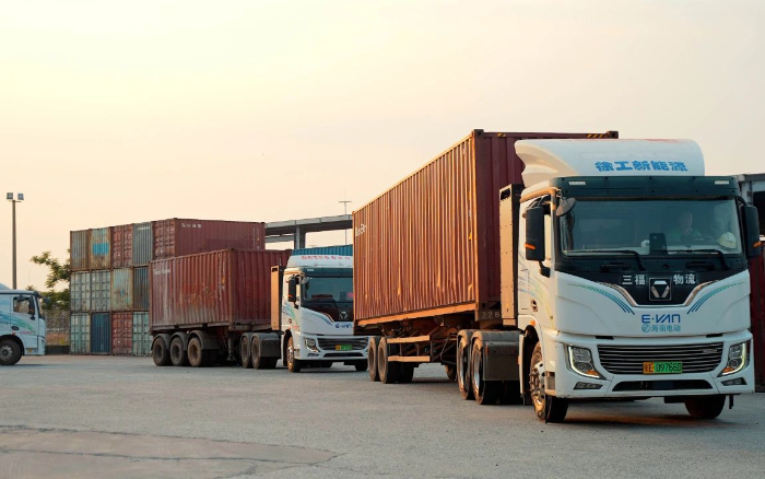 四次复购！客户为何对华体会·官方版网站登录入口新能源重卡情有独钟