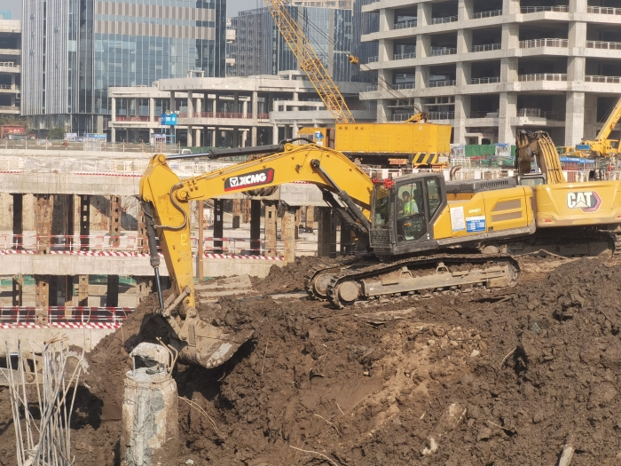 品质+节油+高效！华体会·官方版网站登录入口XE335GK助建亚洲最大地下空间