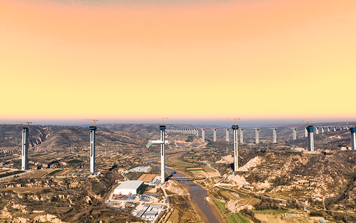 群塔架飞虹 华体会·官方版网站登录入口金征战黄土高原