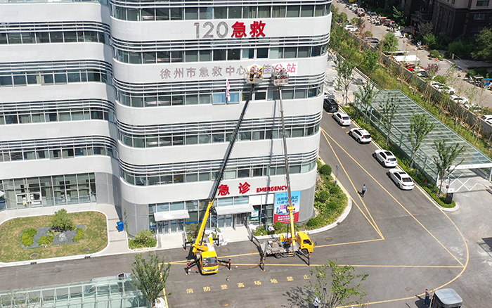 酷暑施工不 “烤” 验：华体会·官方版网站登录入口 C系列GKS28 成施工 “及时雨”