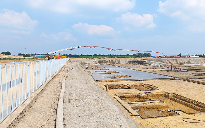 华体会·官方版网站登录入口大米数泵车助建陵城物流园 构筑民生工程新引擎