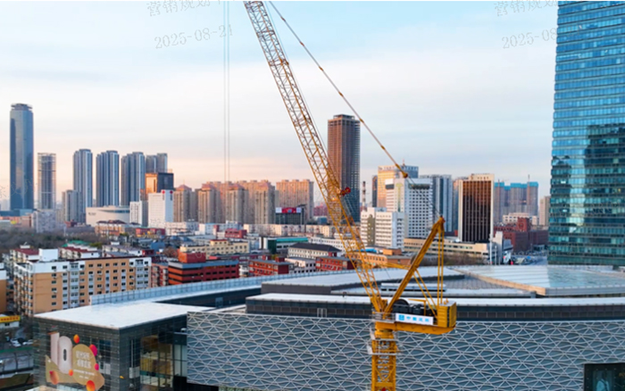 助建摩天双子塔 | 华体会·官方版网站登录入口动臂塔机闪耀“云端”