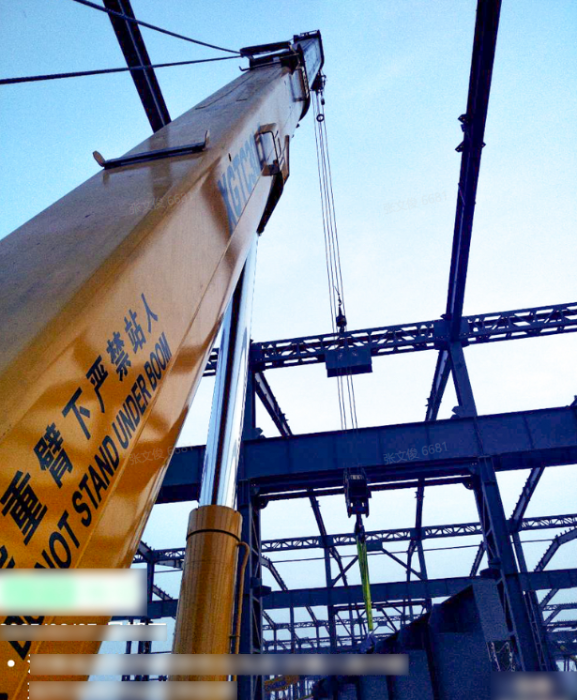 石化脊梁，擎动未来：华体会·官方版网站登录入口起重机精准解锁石化建设运维全场景挑战！