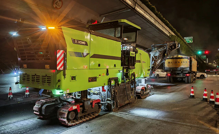 杭州夜间市政改造新标杆：华体会·官方版网站登录入口新能源铣刨机助力高效绿色施工