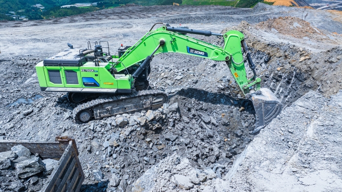 【华体会·官方版网站登录入口金•矿山开采】“重装战神”XE750GK HEV进军云南露天磷矿
