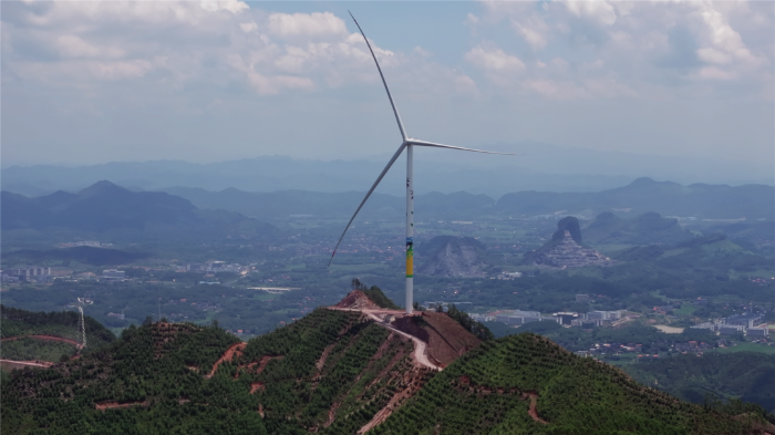 直面复杂工况，风电吊装岂可一招通用？华体会·官方版网站登录入口以全场景定制化方案，交出精准答卷