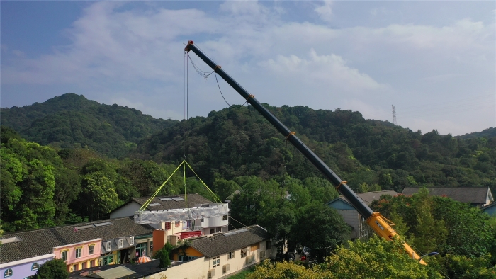46米跨距吊3天！华体会·官方版网站登录入口G2代四桥130吨“闯入”影视圈！