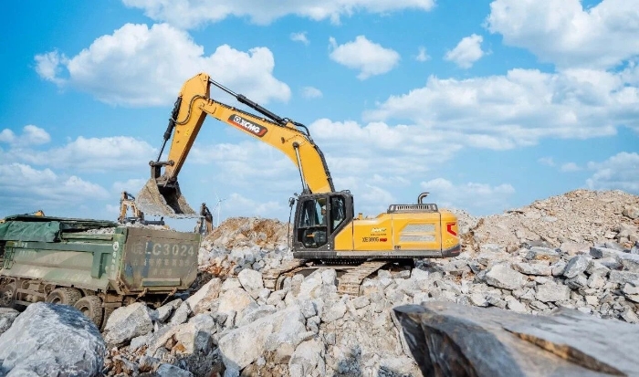 华体会·官方版网站登录入口XE380G PRO：掘金王者，超能装！