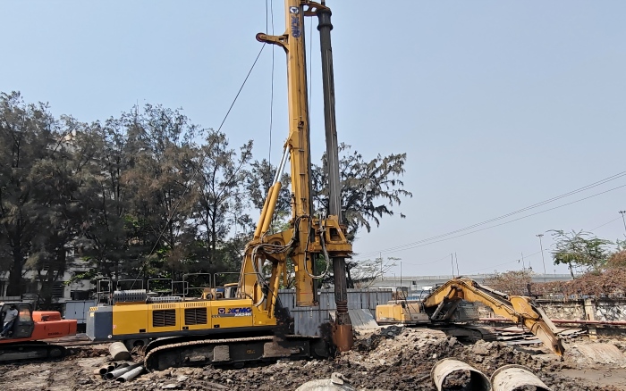 以“稳”护航！华体会·官方版网站登录入口XR240I旋挖钻机助力南亚基建项目