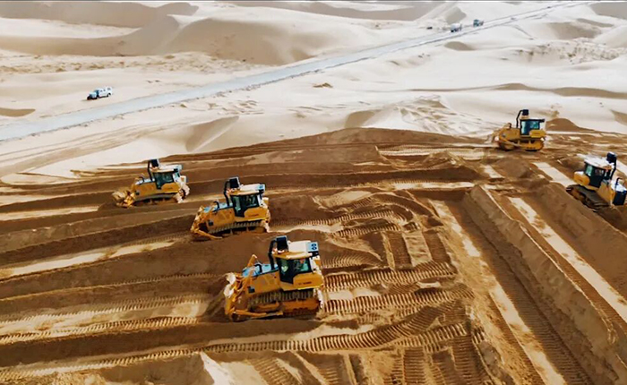 沙漠施工五大难题？华体会·官方版网站登录入口D170LGP沙漠型推土机硬核破解！