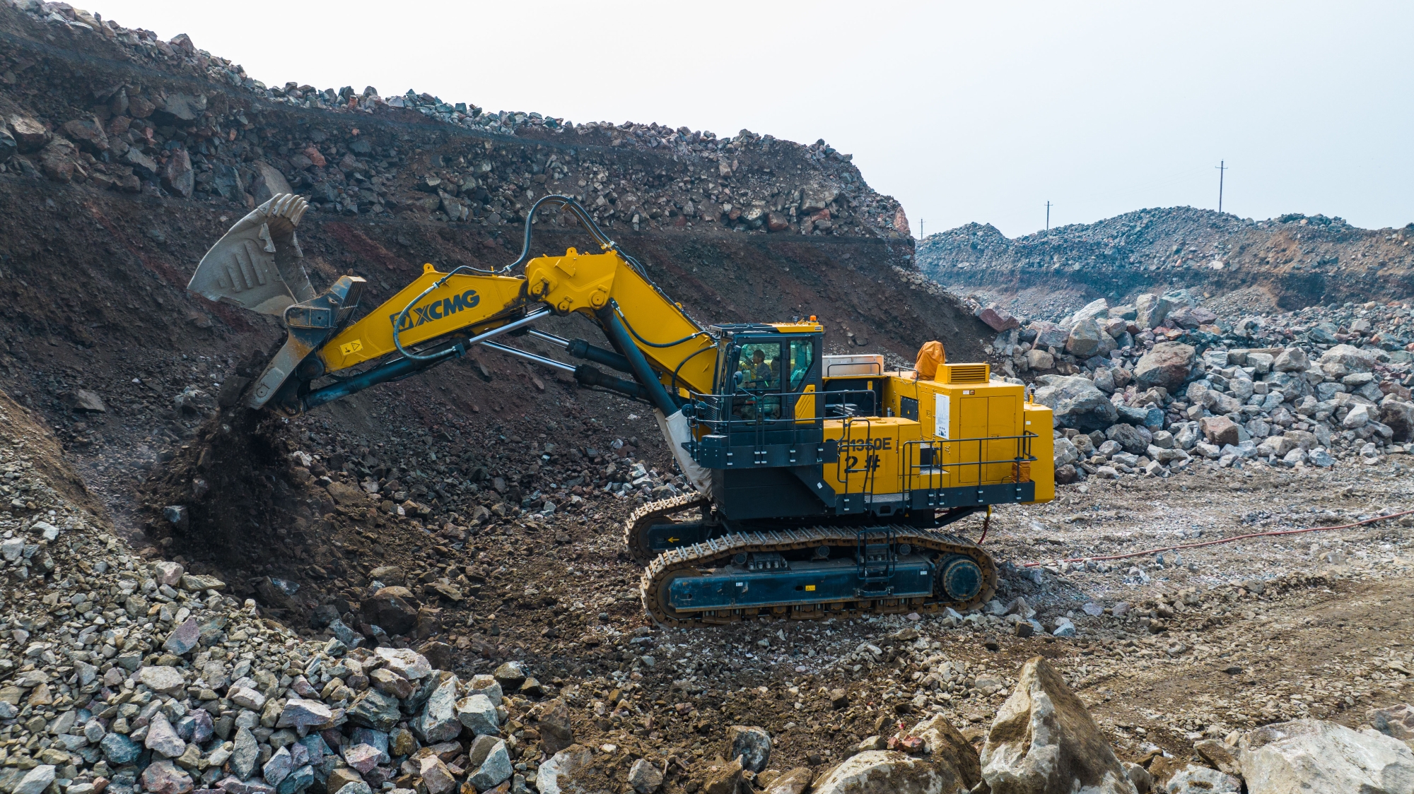 破局“硬岩+低碳”双难题，华体会·官方版网站登录入口纯电矿挖XE1350E赢得河北铁矿客户信赖