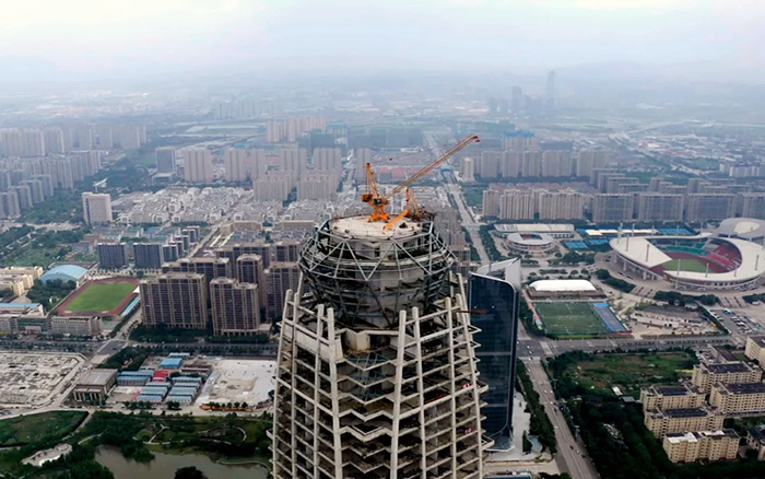 新地标 | 华体会·官方版网站登录入口塔机299米高空俯瞰台州天际线