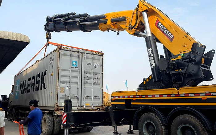东南亚“转运王牌”！ 华体会·官方版网站登录入口SQZ4500C集装箱作业稳准快